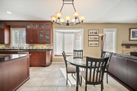 Photo 12 at 536 Village Parkway, Unionville, Markham