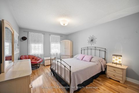 Photo 30 at 536 Village Parkway, Unionville, Markham