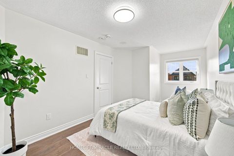 Photo 24 at 14 Zenith Avenue, Kleinburg, Vaughan