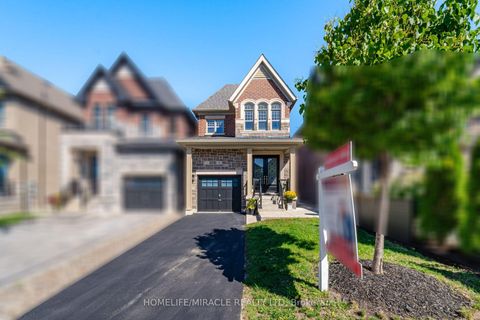 Photo 35 at 14 Zenith Avenue, Kleinburg, Vaughan