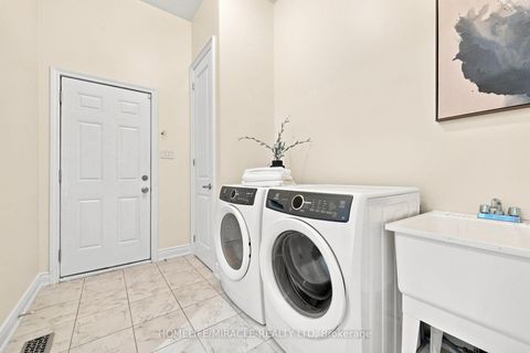 Photo 42 at 14 Zenith Avenue, Kleinburg, Vaughan