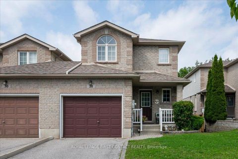 Photo 1 at 28 Pass Court, Ardagh, Barrie