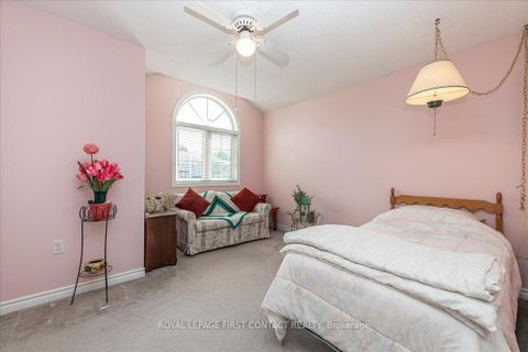 Photo 23 at 28 Pass Court, Ardagh, Barrie