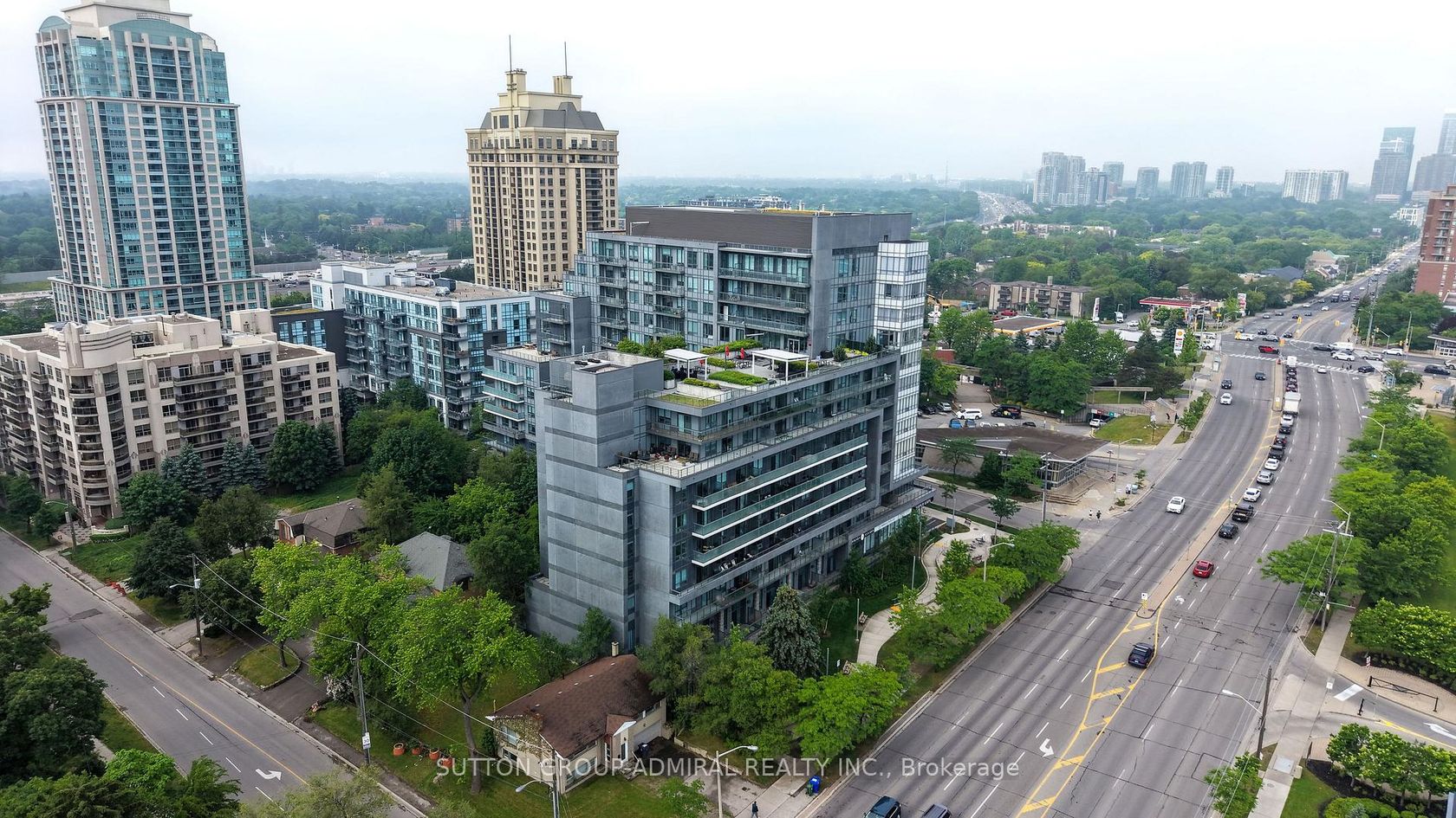 124 - 7 Kenaston Gardens, Bayview Village, Toronto photo number 2