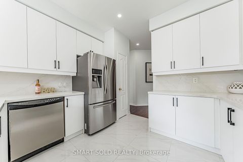 Photo 15 at 274 Ridgecrest Road, Berczy, Markham