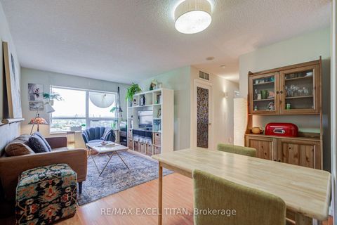 Photo 13 at 1132 - 60 Heintzman Street, Junction Area, Toronto