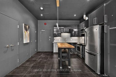Photo 4 at 1E - 86 Gerrard Street E, Yonge Corridor, Toronto