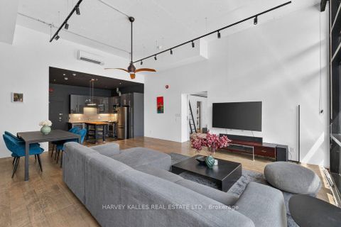 Photo 13 at 1E - 86 Gerrard Street E, Yonge Corridor, Toronto
