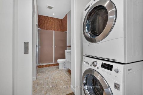 Photo 21 at 1E - 86 Gerrard Street E, Yonge Corridor, Toronto