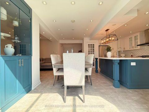 Photo 16 at 213 Roseheath Drive, Maple, Vaughan