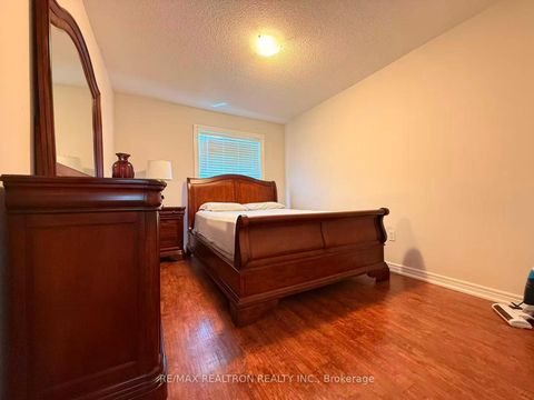 Photo 22 at 213 Roseheath Drive, Maple, Vaughan