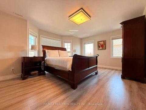 Photo 24 at 213 Roseheath Drive, Maple, Vaughan