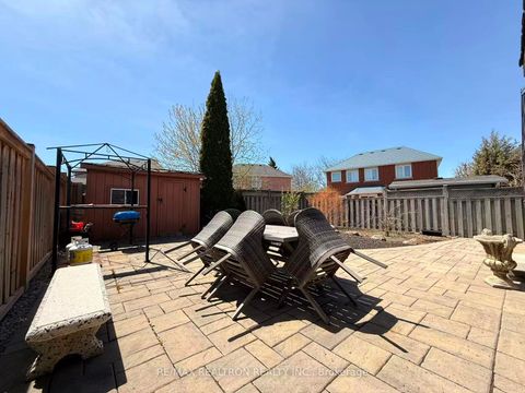 Photo 44 at 213 Roseheath Drive, Maple, Vaughan