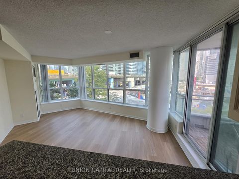 Photo 3 at 302 - 228 Queens Quay W, Waterfront Communities C1, Toronto