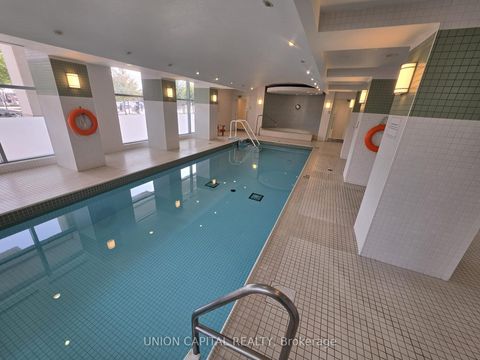 Photo 19 at 302 - 228 Queens Quay W, Waterfront Communities C1, Toronto