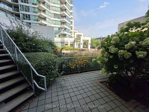 Photo 23 at 302 - 228 Queens Quay W, Waterfront Communities C1, Toronto