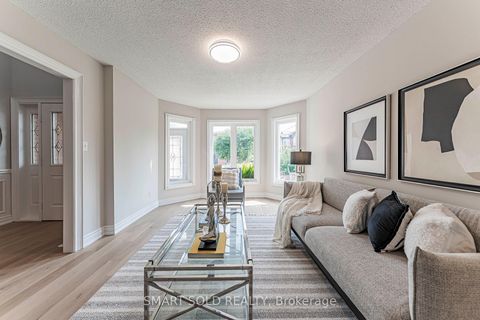 Photo 4 at 103 Elmwood Avenue, Harding, Richmond Hill