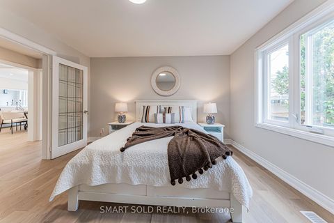 Photo 9 at 103 Elmwood Avenue, Harding, Richmond Hill