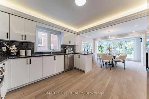 Photo 12 at 103 Elmwood Avenue, Harding, Richmond Hill