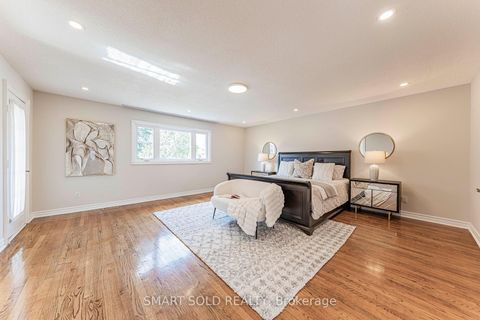 Photo 16 at 103 Elmwood Avenue, Harding, Richmond Hill