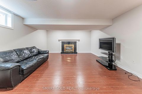 Photo 29 at 103 Elmwood Avenue, Harding, Richmond Hill
