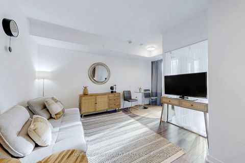 Photo 1 at 518 - 250 Lawrence Avenue W, Lawrence Park North, Toronto