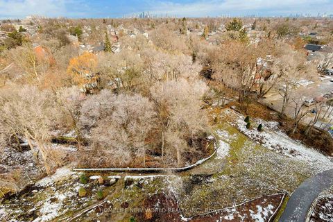 Photo 33 at 518 - 250 Lawrence Avenue W, Lawrence Park North, Toronto
