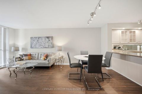 Photo 11 at -12 - 140 Simcoe Road, Waterfront Communities C1, Toronto