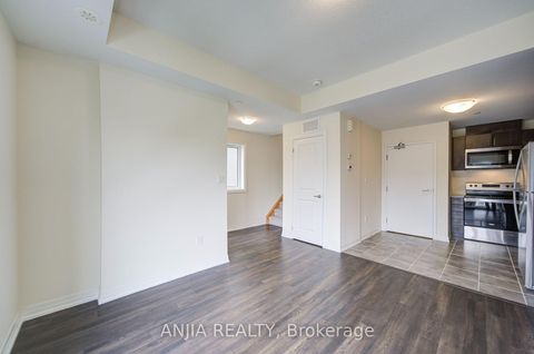 Photo 10 at 21 - 235 Mclevin Avenue, Malvern, Toronto
