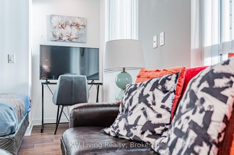 Photo 6 at 520 - 115 Blue Jays Way, Waterfront Communities C1, Toronto