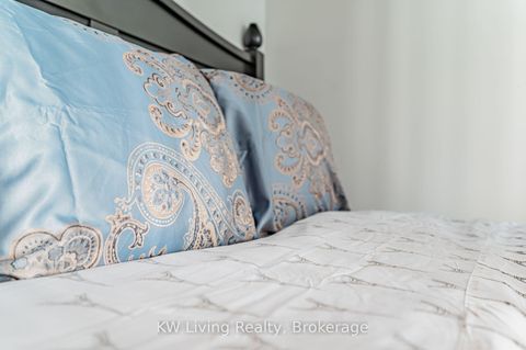 Photo 13 at 520 - 115 Blue Jays Way, Waterfront Communities C1, Toronto