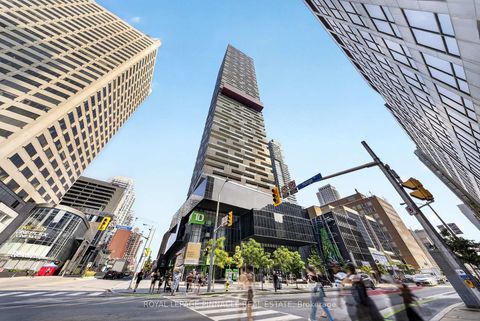 Photo 2 at 2002 - 8 Eglinton Avenue E, Mount Pleasant West, Toronto