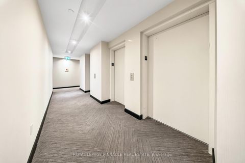 Photo 7 at 2002 - 8 Eglinton Avenue E, Mount Pleasant West, Toronto