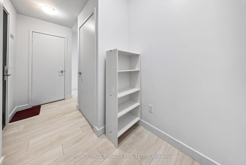 Photo 13 at 2002 - 8 Eglinton Avenue E, Mount Pleasant West, Toronto
