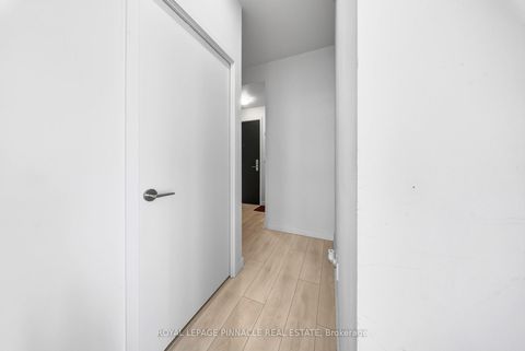 Photo 18 at 2002 - 8 Eglinton Avenue E, Mount Pleasant West, Toronto