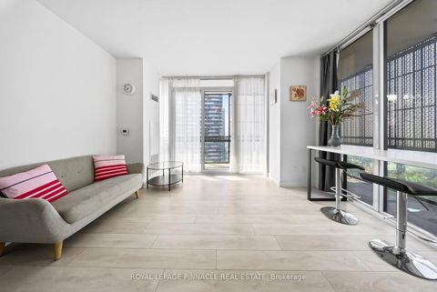 Photo 25 at 2002 - 8 Eglinton Avenue E, Mount Pleasant West, Toronto