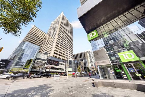 Photo 38 at 2002 - 8 Eglinton Avenue E, Mount Pleasant West, Toronto