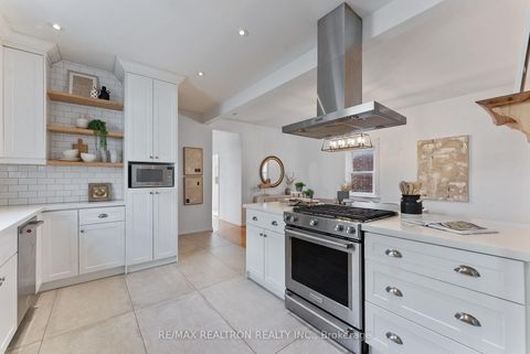Photo 6 at 41 Ashbury Avenue, Oakwood Village, Toronto