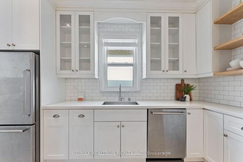 Photo 7 at 41 Ashbury Avenue, Oakwood Village, Toronto