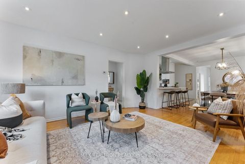 Photo 13 at 41 Ashbury Avenue, Oakwood Village, Toronto