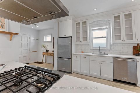 Photo 16 at 41 Ashbury Avenue, Oakwood Village, Toronto