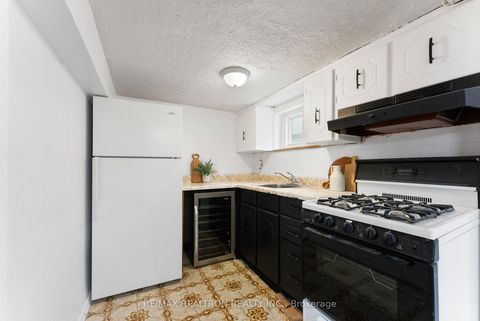 Photo 31 at 41 Ashbury Avenue, Oakwood Village, Toronto