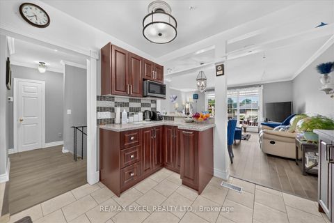 Photo 7 at 62 Sundance Crescent, Woburn, Toronto