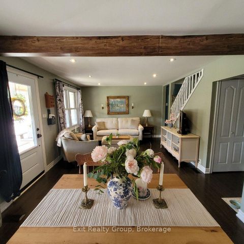Photo 6 at 100 Arlington Avenue, O'Neill, Oshawa