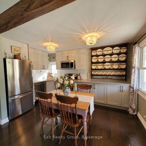 Photo 14 at 100 Arlington Avenue, O'Neill, Oshawa