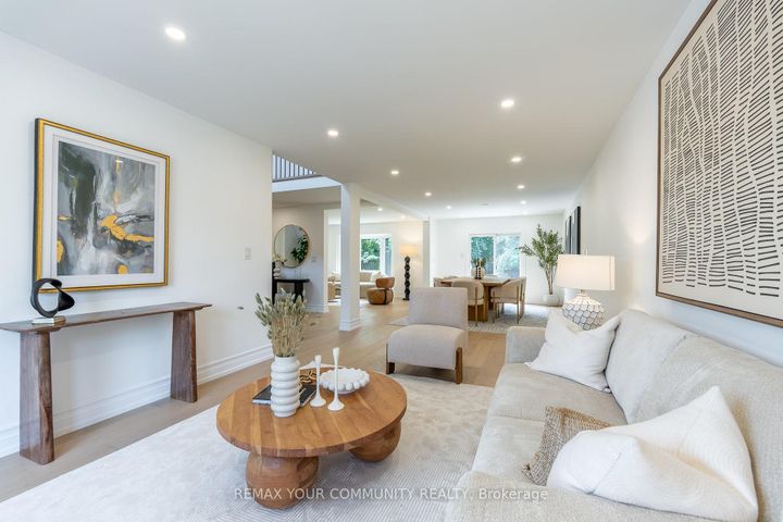 Photo 7 at 27 Houseman Crescent, North Richvale, Richmond Hill