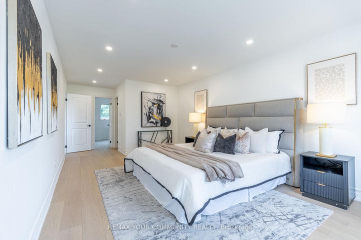 Photo 22 at 27 Houseman Crescent, North Richvale, Richmond Hill