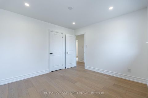 Photo 28 at 27 Houseman Crescent, North Richvale, Richmond Hill
