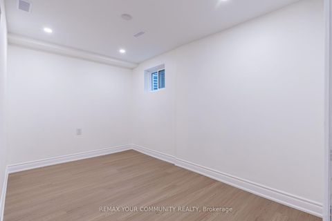 Photo 37 at 27 Houseman Crescent, North Richvale, Richmond Hill