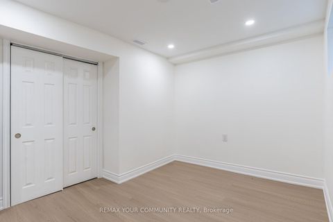 Photo 38 at 27 Houseman Crescent, North Richvale, Richmond Hill